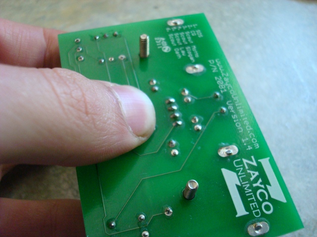 A picture of the screws.